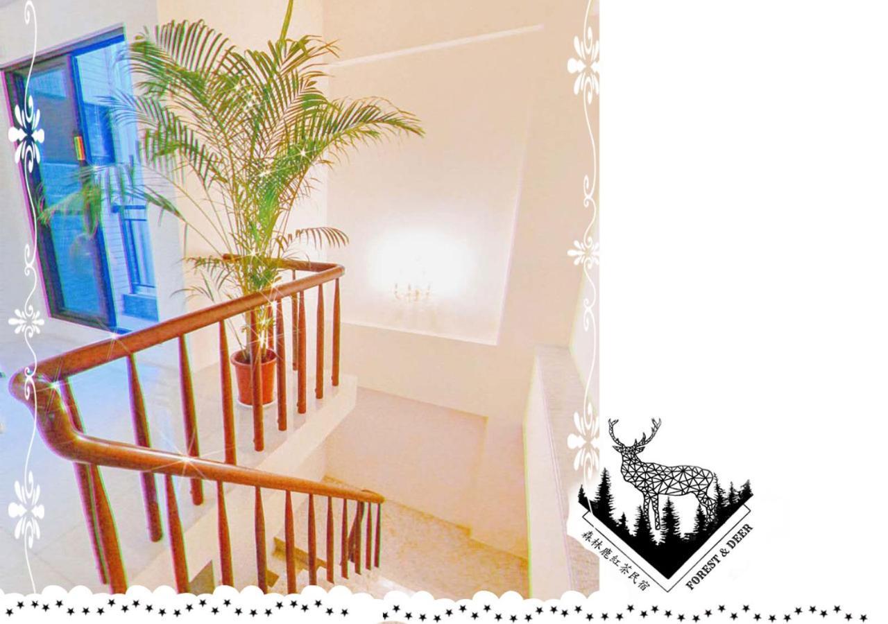 Forest Deer Black Tea Homestay Tainan Eksteriør bilde